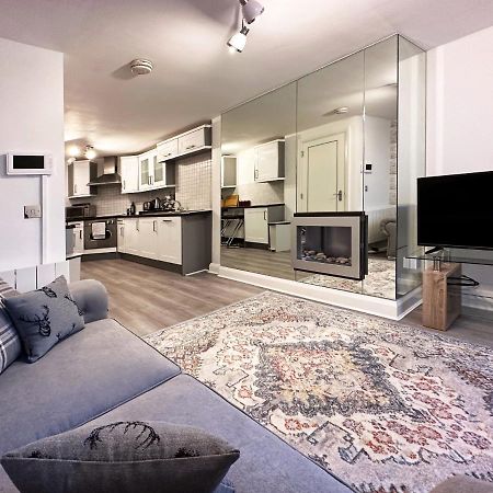 Chic Apartment In Mayfair London Kültér fotó