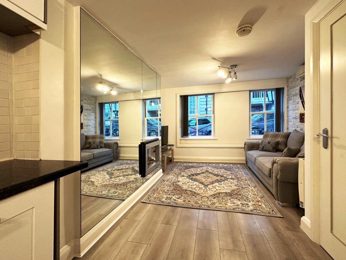 Chic Apartment In Mayfair London Kültér fotó