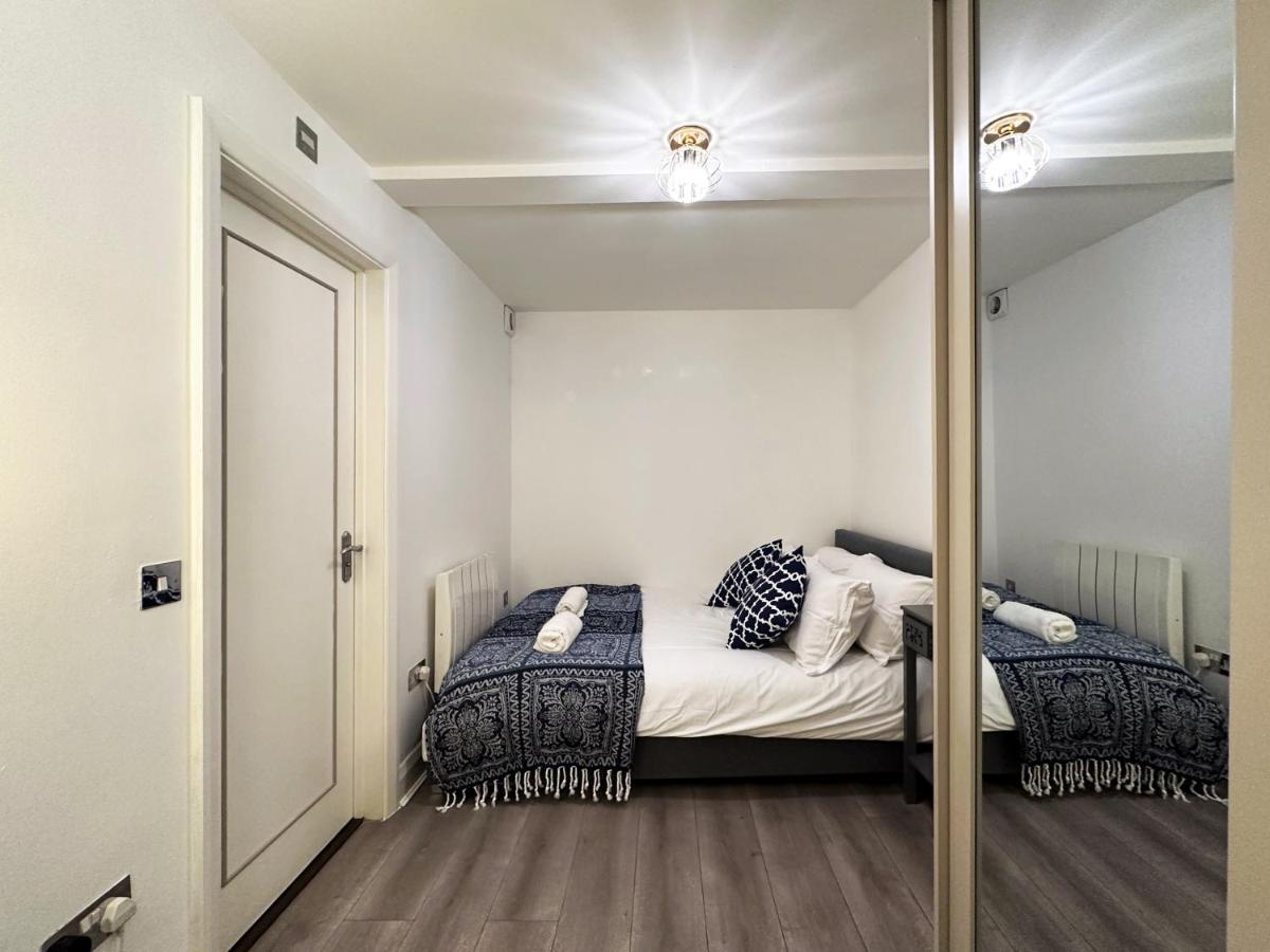 Chic Apartment In Mayfair London Kültér fotó