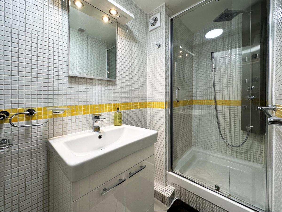 Chic Apartment In Mayfair London Kültér fotó